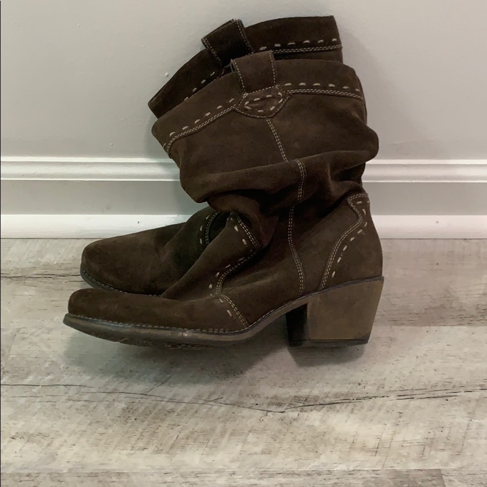 Clark’s slouch boots